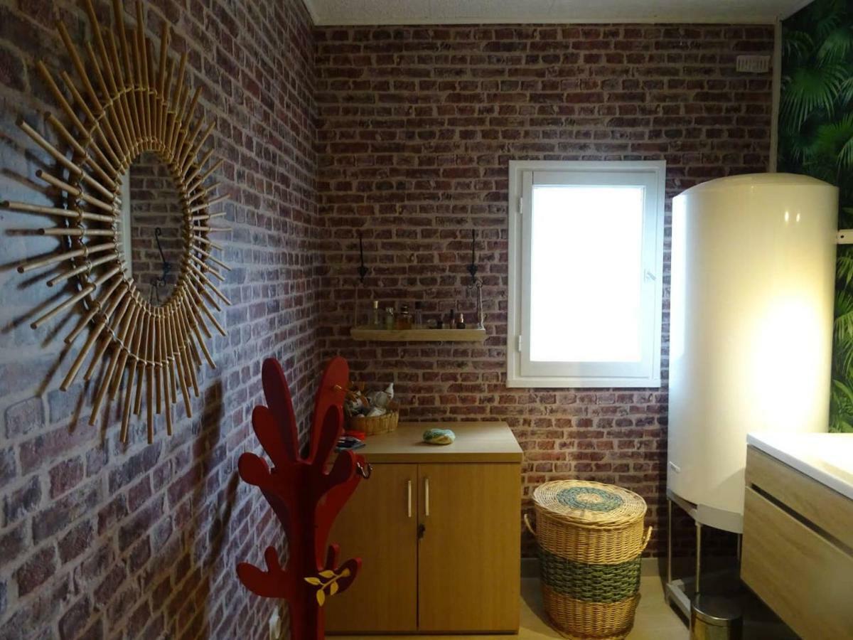 Chambre A La Ferme Chez L'Habitant Besson Exteriér fotografie