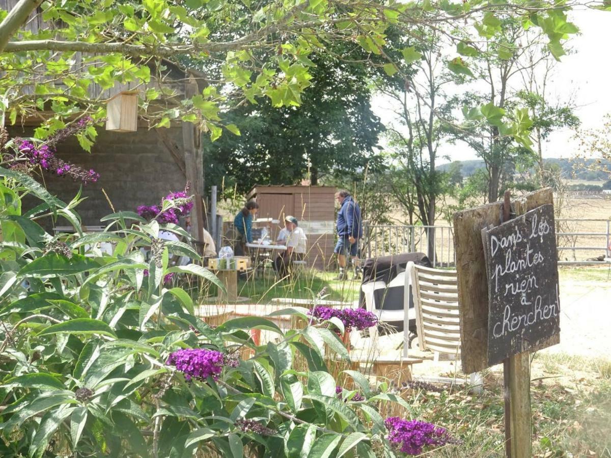 Chambre A La Ferme Chez L'Habitant Besson Exteriér fotografie