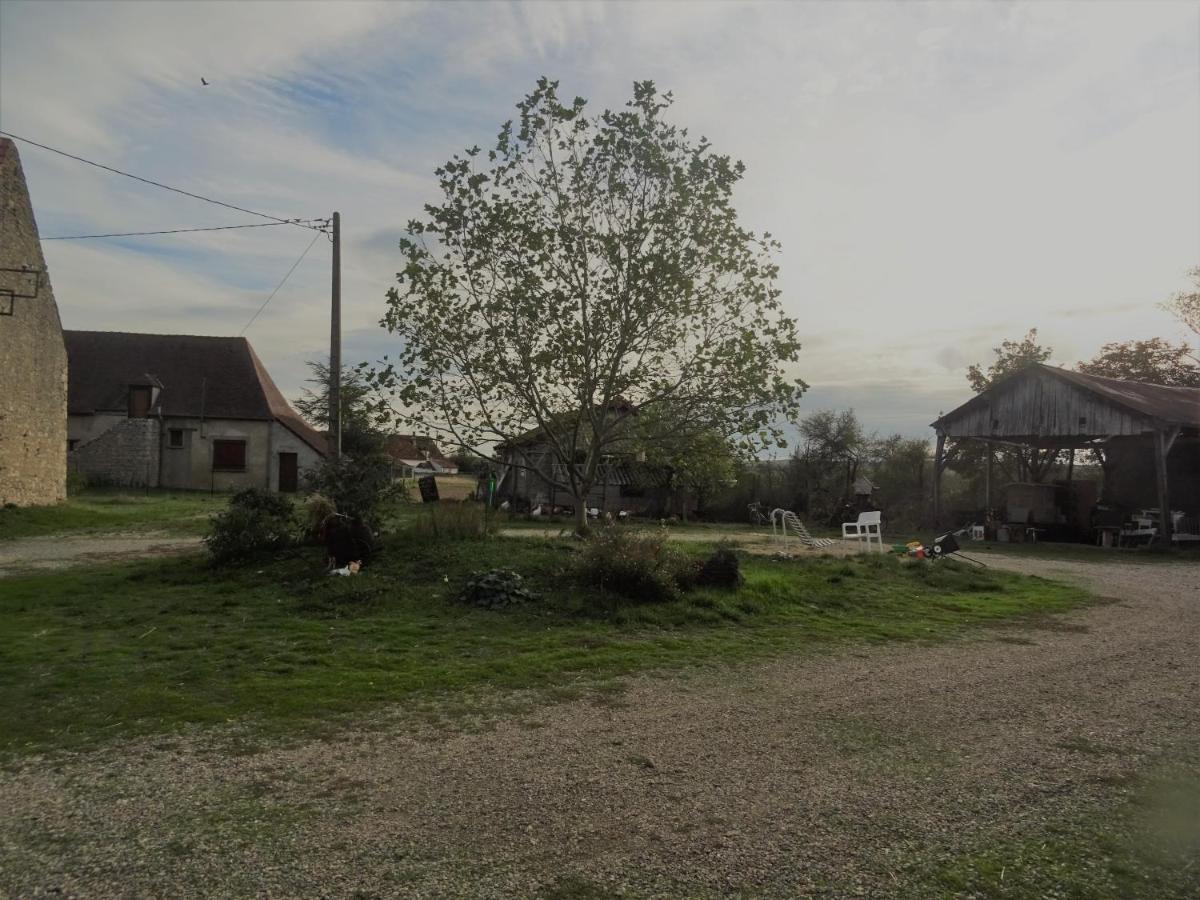Chambre A La Ferme Chez L'Habitant Besson Exteriér fotografie